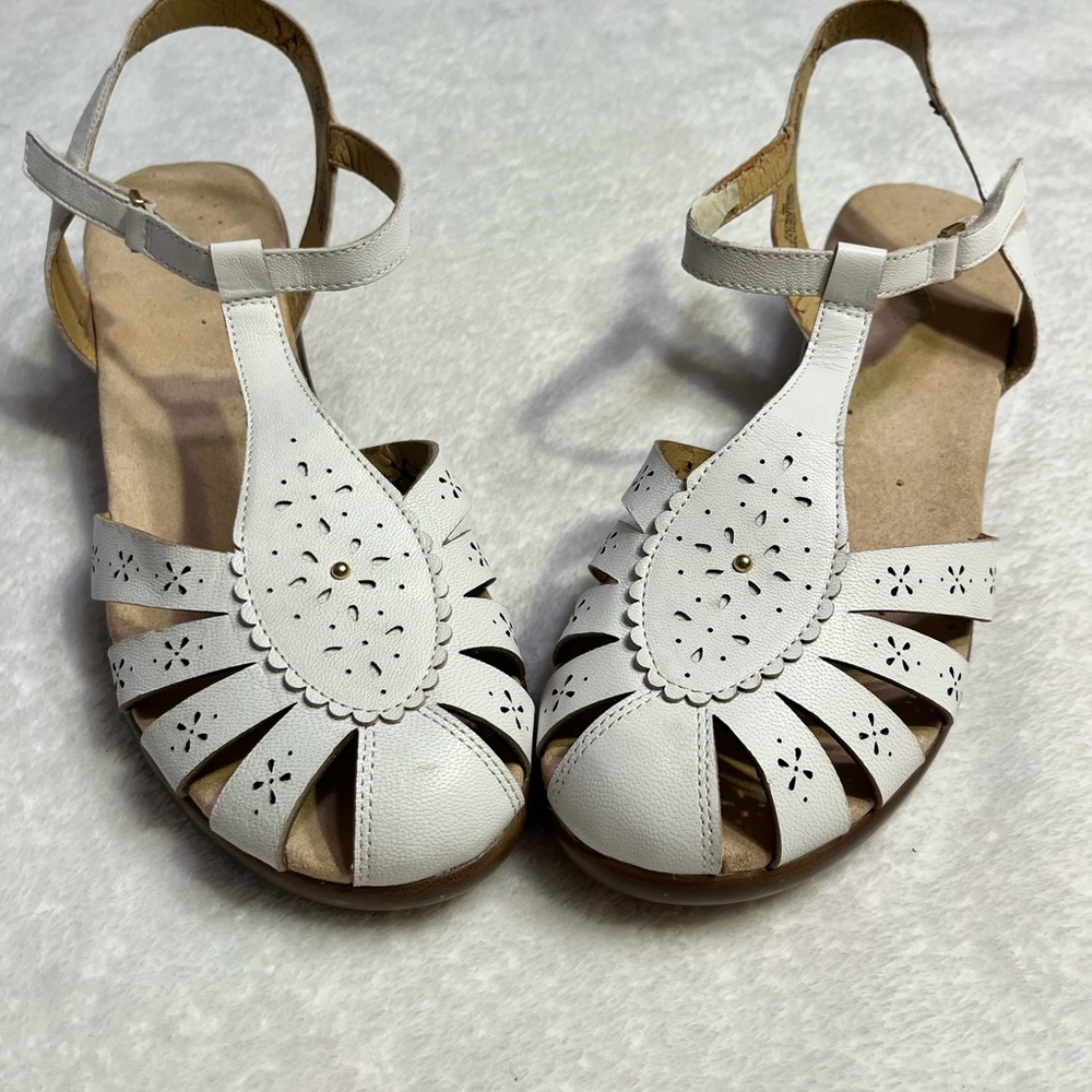 Easy Spirit Estra Amanda White Leather Comfort Sandals Women’s Size 9M Slingback